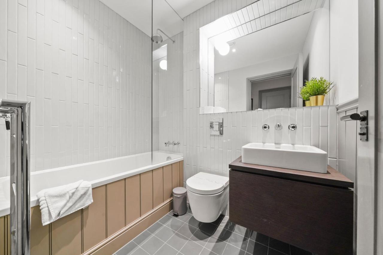 2 Bed Lux Near Free Wifi By Aparts * London